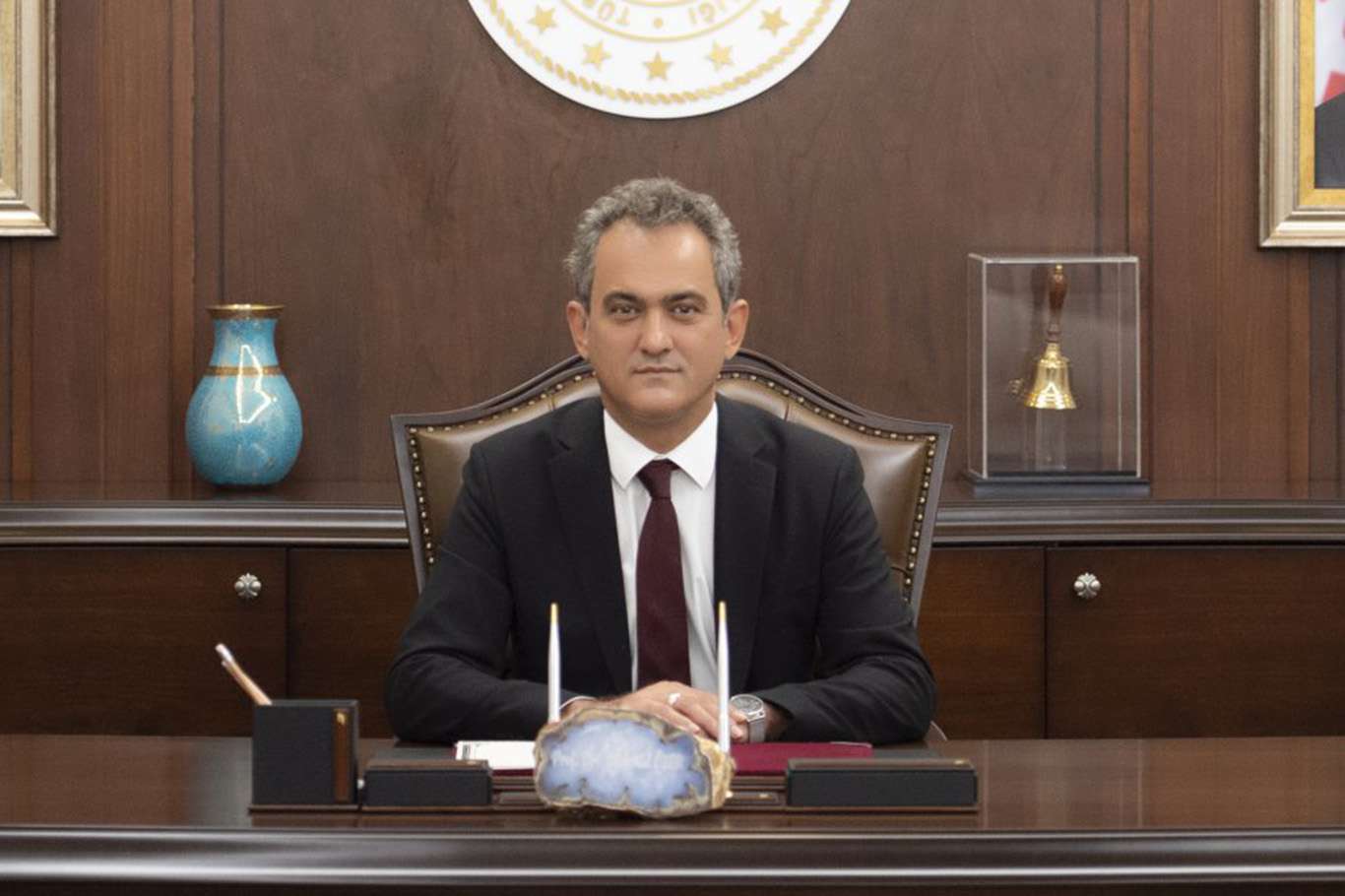 Açık öğretim lisesi öğrencilerin mezun olabilmesi için gereken 8 dönem şartı kaldırıldı Açık öğretim lisesi öğrencilerin mezun olabilmesi için gereken 8 dönem şartı kaldırıldı